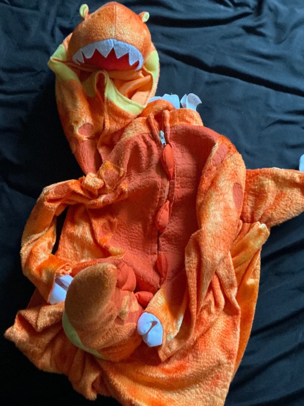 Kids Orange Dinosaur Costume size 3t - Picture 4 of 4